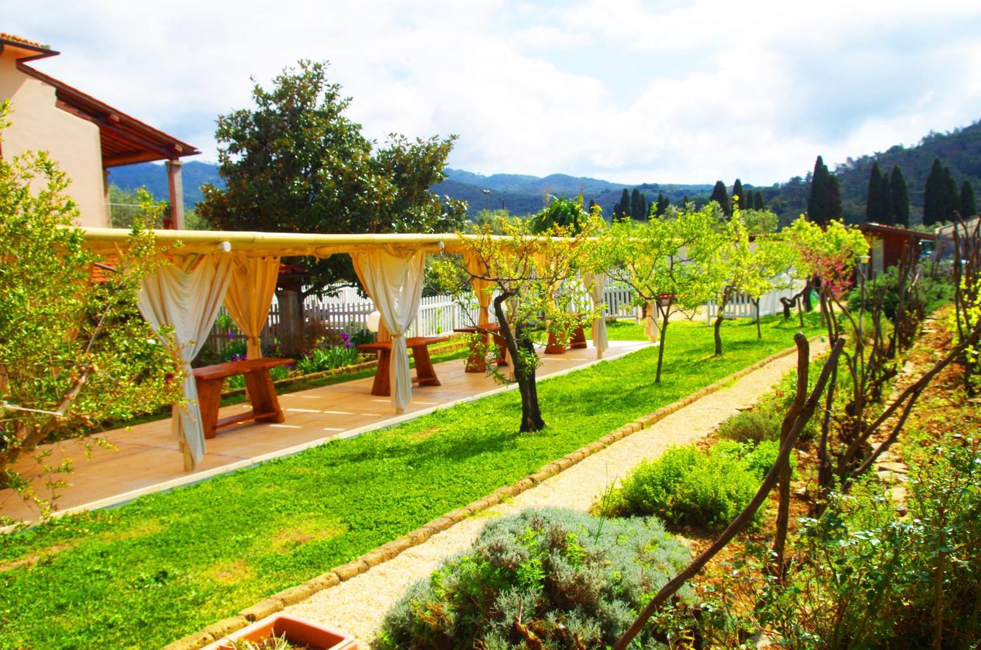 Agriturismo Montefabbrello Magazzini (Tuscany) Exterior foto